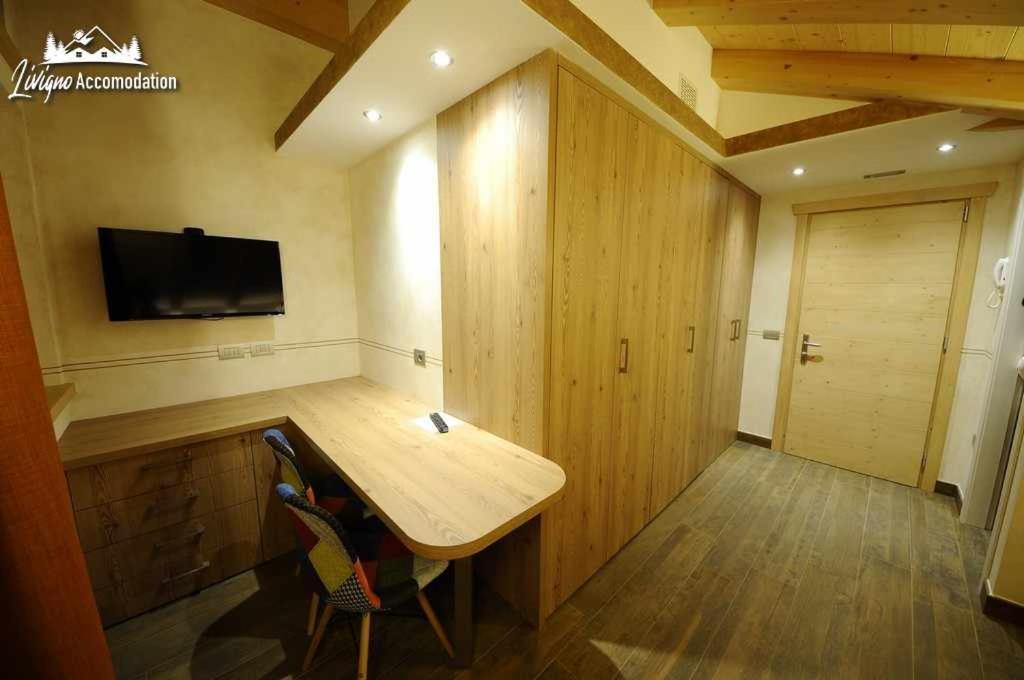 Alpen Flower By Livigno Accomodation Bilik gambar